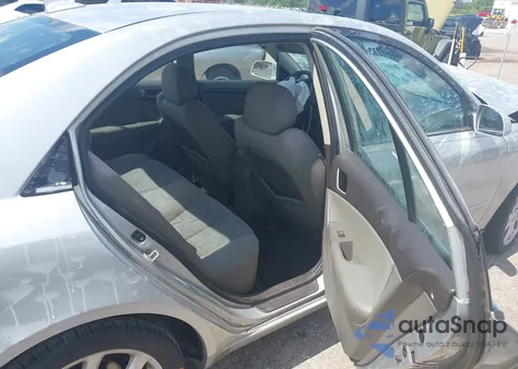 2009 Hyundai Sonata Gls z USA, uszkodzony, nr VIN 5NPET46C79H489566